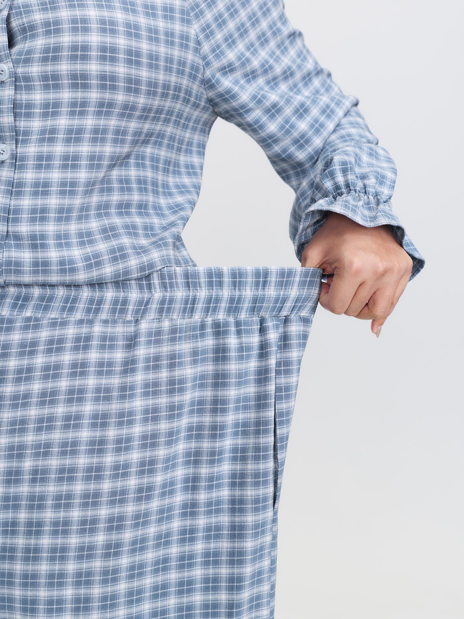 989788c9-2c62-4dac-93ce-70a82a7f0698