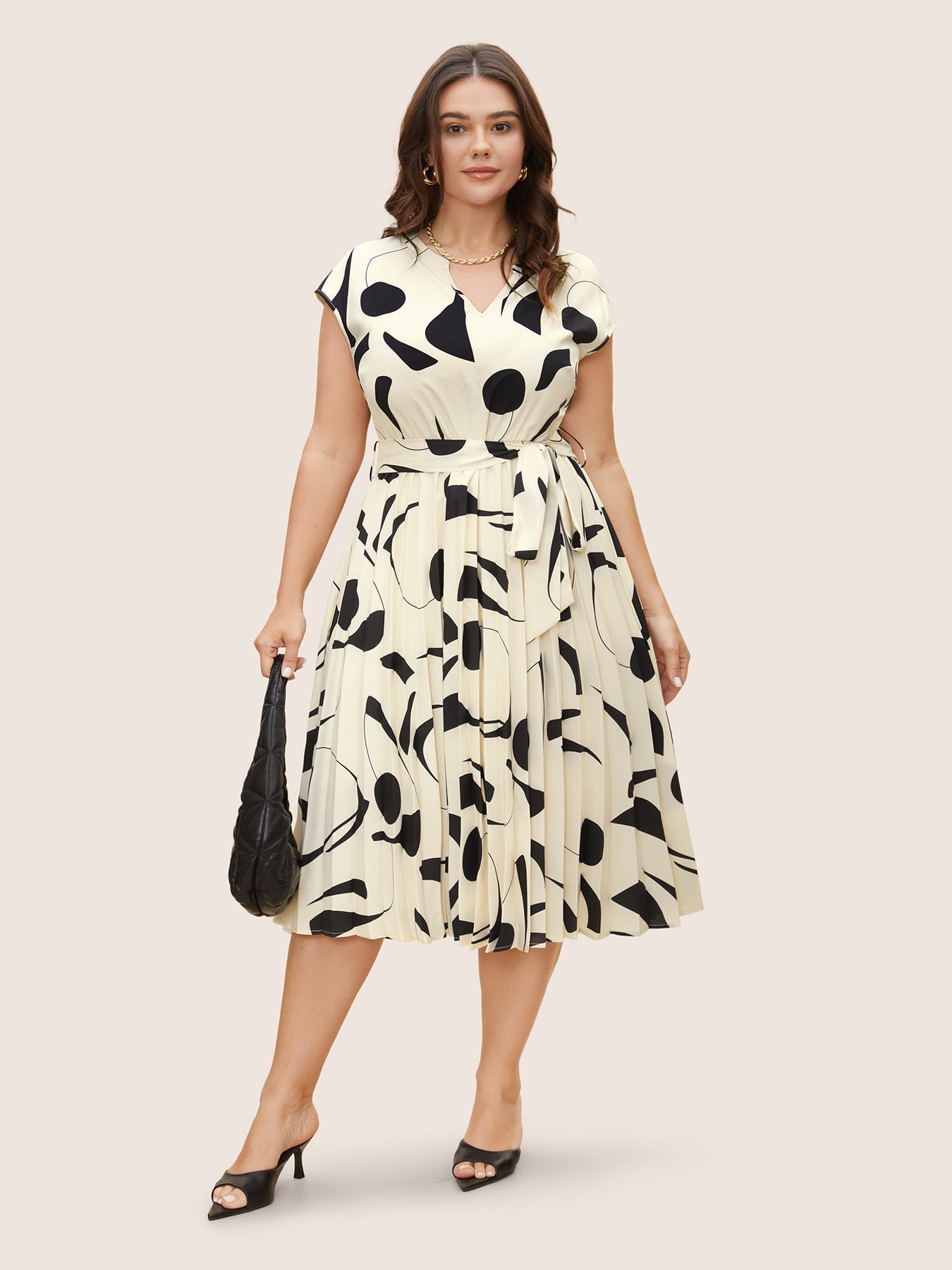 Silhouette Floral Print Cap Sleeve Midi Dress – BloomChic-UK