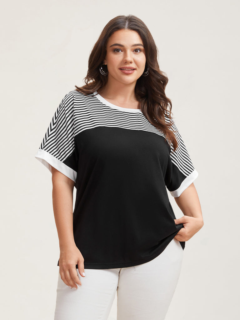 Solid Striped Contrast Hem T Shirt